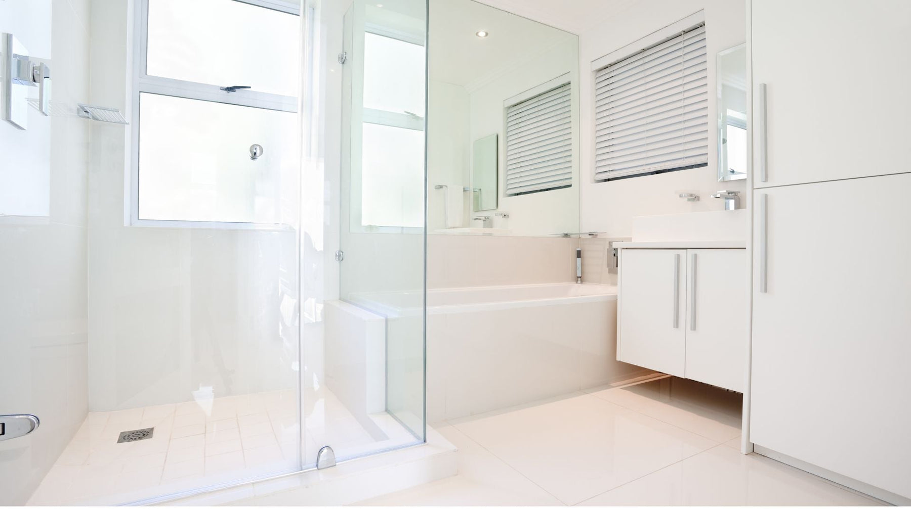 Guida all'arredo del bagno: soluzioni e prodotti per un ambiente funzionale ed elegante