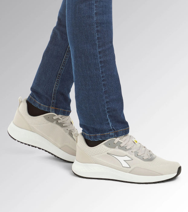 Utility Diadora - Scarpa da Lavoro Bassa CREW EVO O1 SR ESD Ice Grey per Uomo e Donna (sprovvista di puntale di protezione)