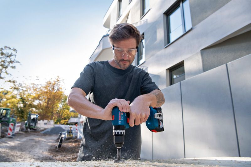 Bosch - trapano avvitatore GSB 18V-45 con percussione e 3 batterie incluse